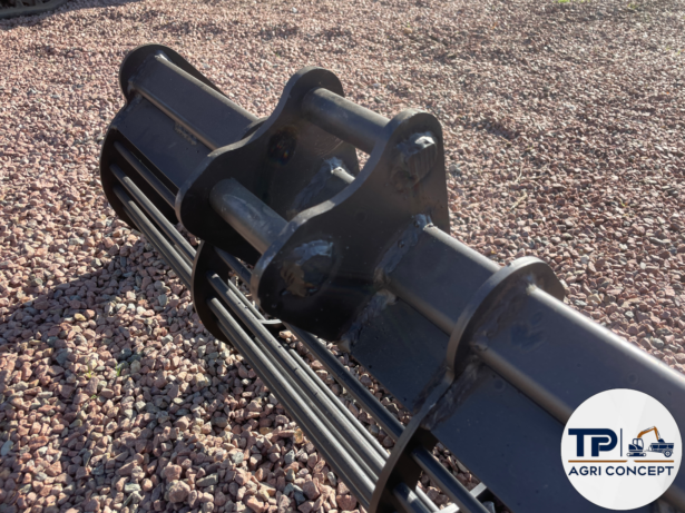 Godet trieur / cribleur pour mini-pelles 800 kg et 1 Tonne pour trier rapide Terre et Matériaux